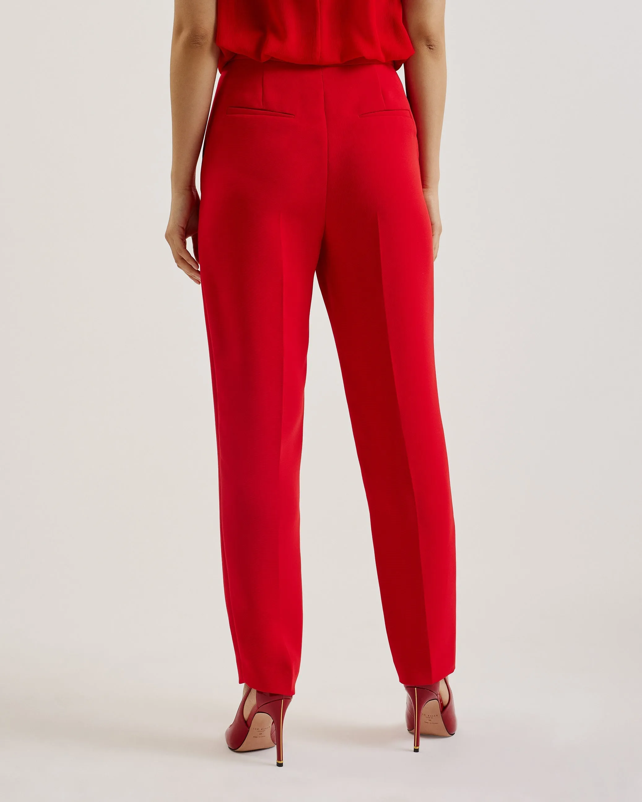 Manattl Tapered Tailored Trouser Red