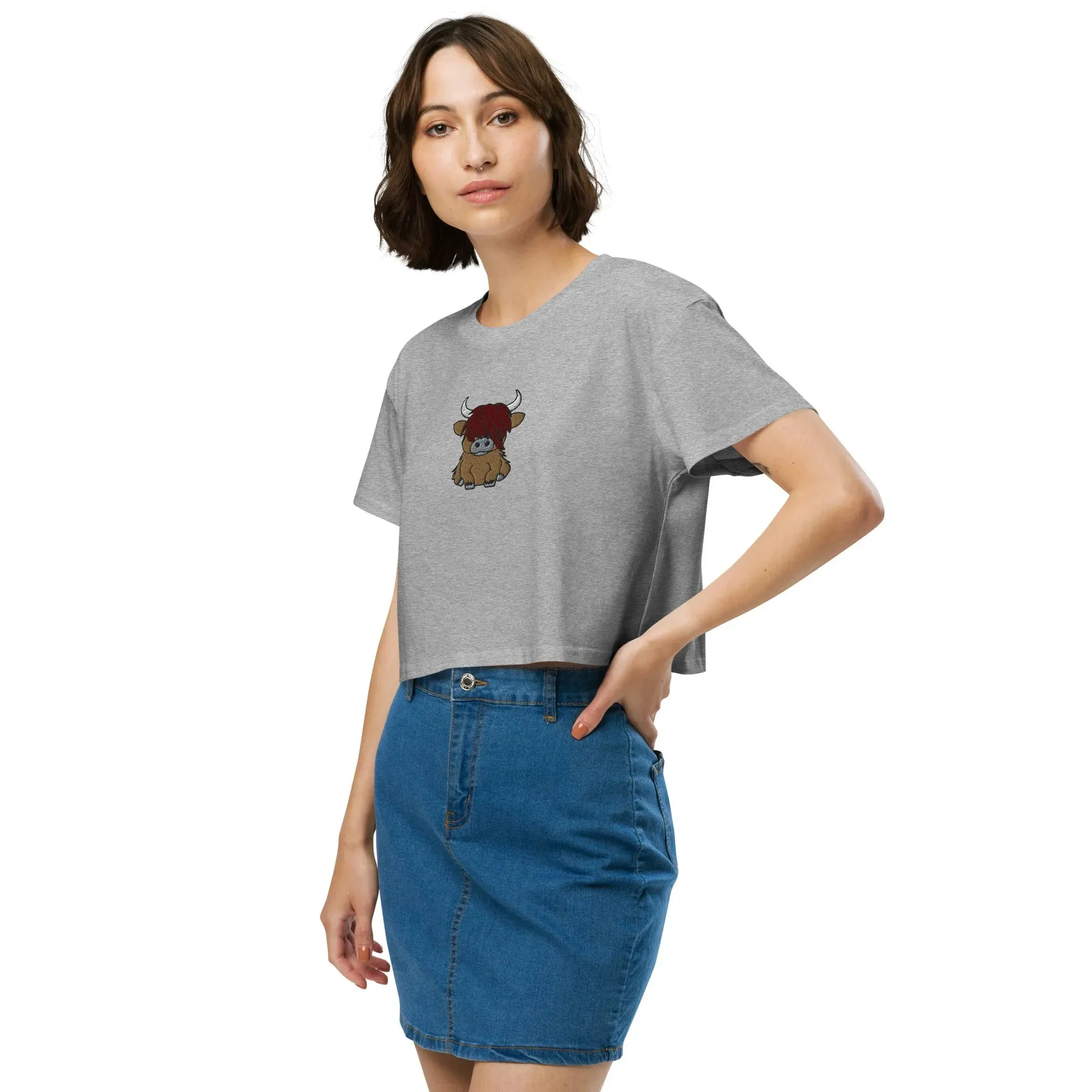 Scottish Highland Cow Embroidered Cropped T-Shirt