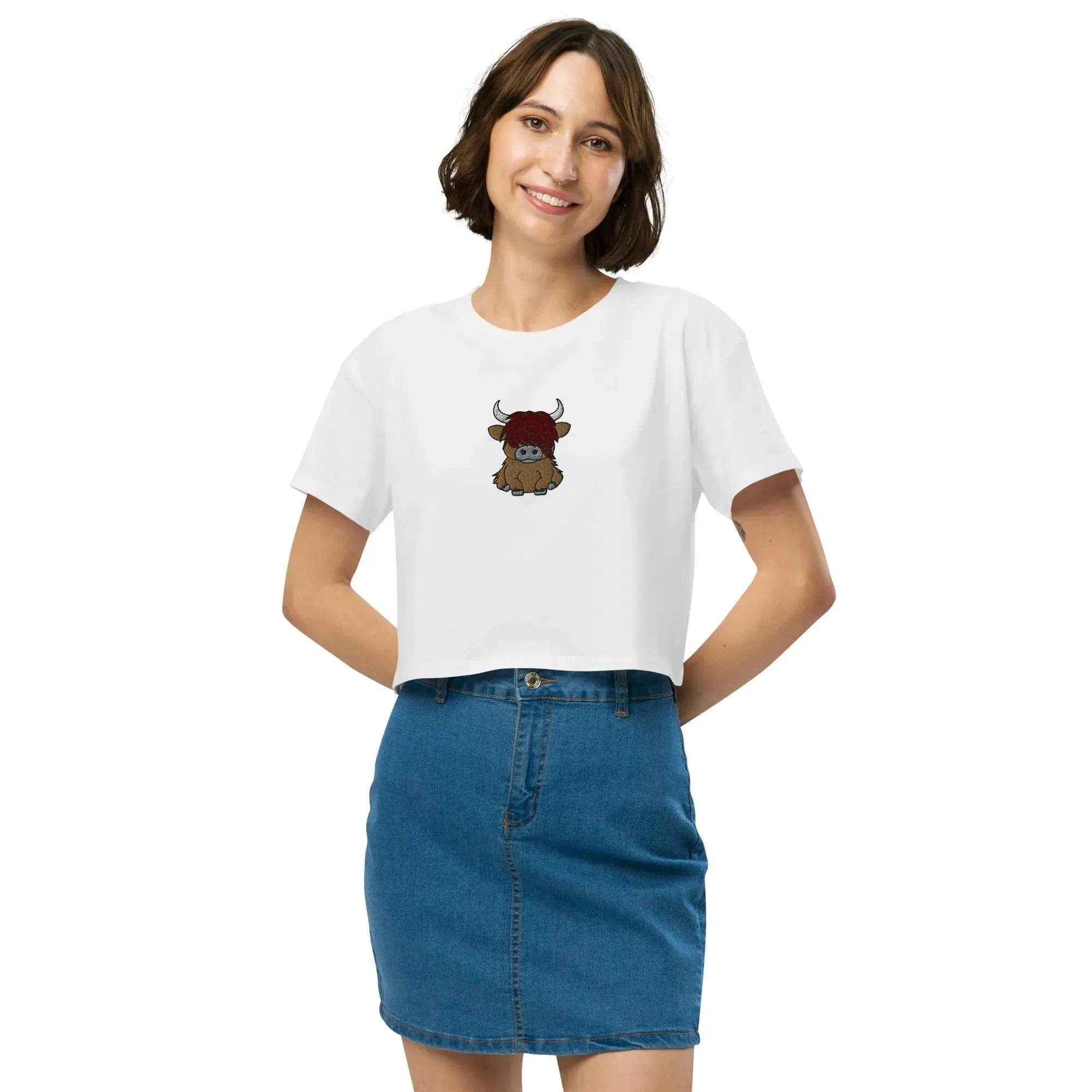 Scottish Highland Cow Embroidered Cropped T-Shirt