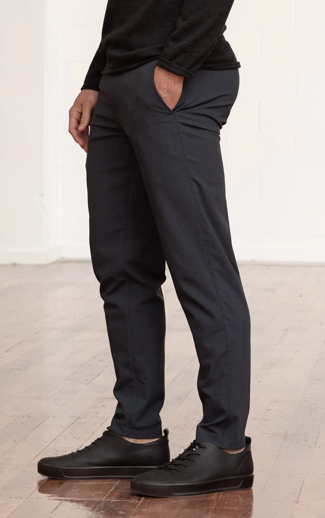 TAPERED SUMMER WOOL BLEND PANTS